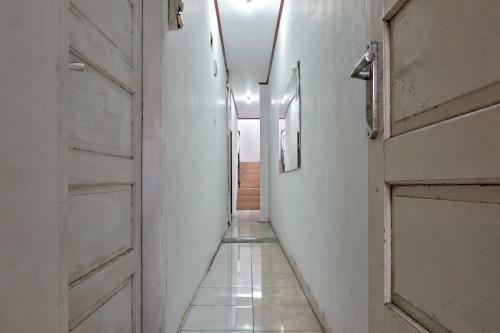 Hotel Spot On 2742 R5 Homestay