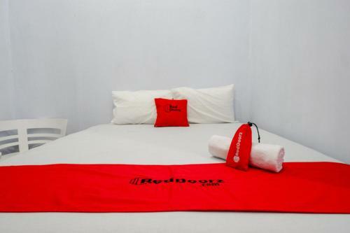 Hostal Reddoorz @ Jalan Adiyaksa Panakkukang