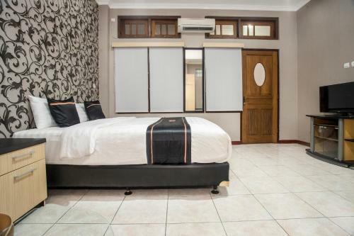 Hotel Oyo 2469 Sutomo Homestay