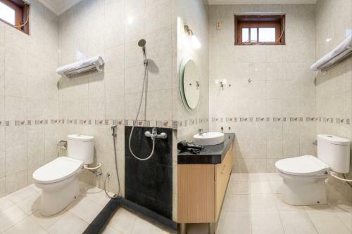 Hotel Oyo 2469 Sutomo Homestay