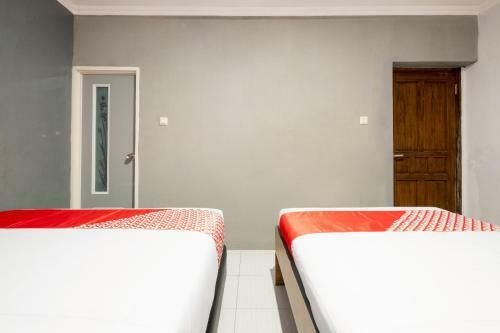 Hotel Oyo 2669 Crown Residence