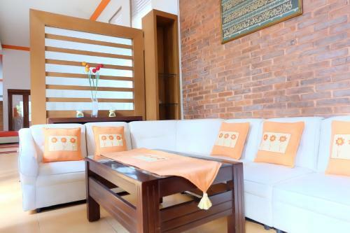 Villa 4 Kamar Full AC Dekat Alun-alun Kidul