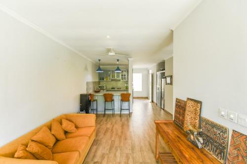 Flamboyan Apartments Sanur