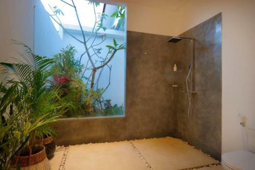 Exclusive Villas Complex 7 Br Seminyak Center W Staff