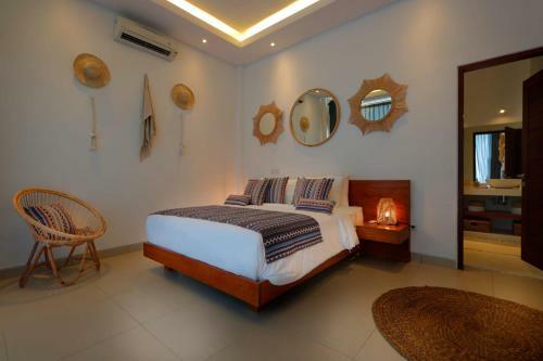 Exclusive Villas Complex 7 Br Seminyak Center W Staff