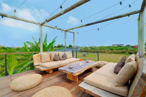Exclusive Villas Complex 7 Br Seminyak Center W Staff