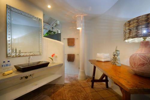Amazing Villas Complex 8 Br Seminyak W Staff