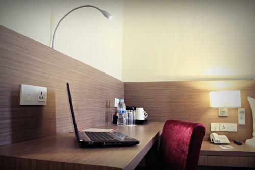Biz Hotel Batam