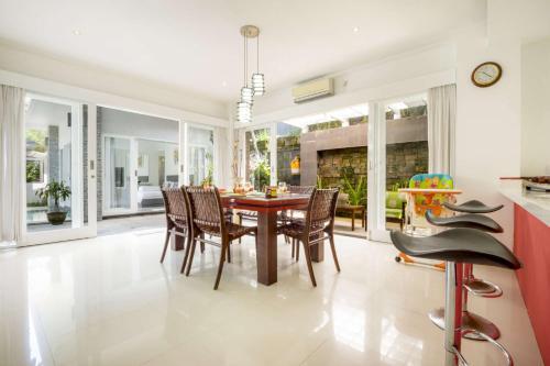 5 Star Villa For Rent In Bali, Bali Villa 2062
