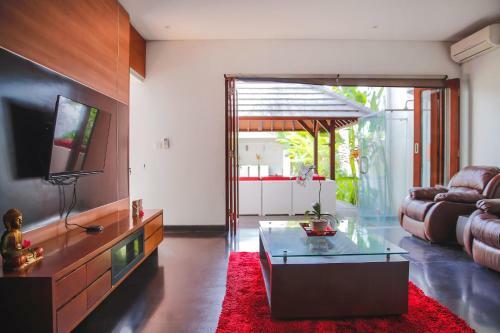 Villa Atthaya 400m From Echo Beach