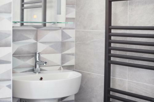 Luxury Lodges In Doolin Village With Hot Tubs