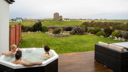 Luxury Lodges In Doolin Village With Hot Tubs