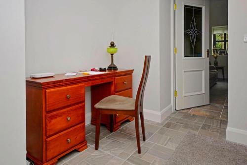 Holiday Home Oughterard - Eir02104f-f