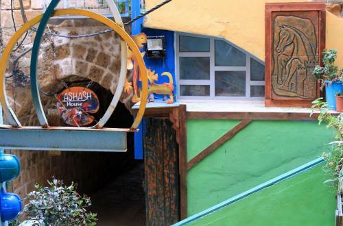 Ashash House