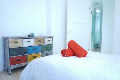 Amdar Residence Apartment - Private Pool, Sea View & Sauna