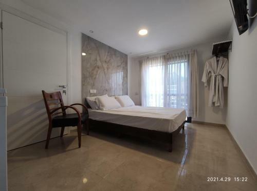Hostal Mediterranean Inn ??? ??? ?????? ????? ?? ??????