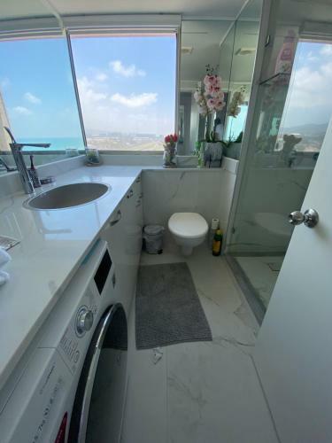 Luxury Haifa Hotel Suite With Ocean View