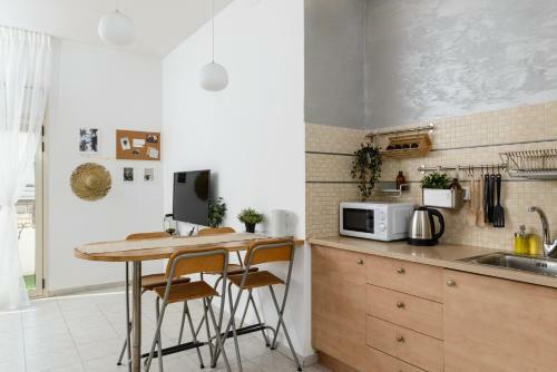 Apartamento Dr. Carmel Market In Kerem Hatimanim