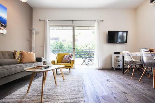 Apartamento Sunny 3br In Prague 8 By Holyguest