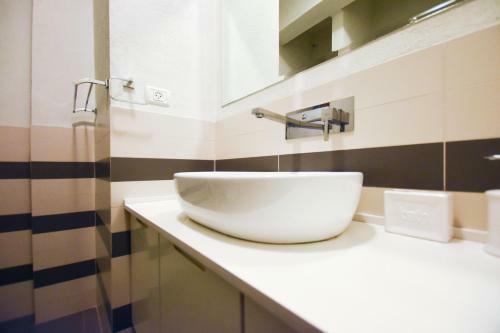 Apartamento Sunny 3br In Prague 8 By Holyguest