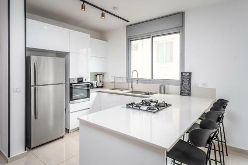 Apartamento Amazing 3bedrooms 2 Baths Balcony And Parking Prv