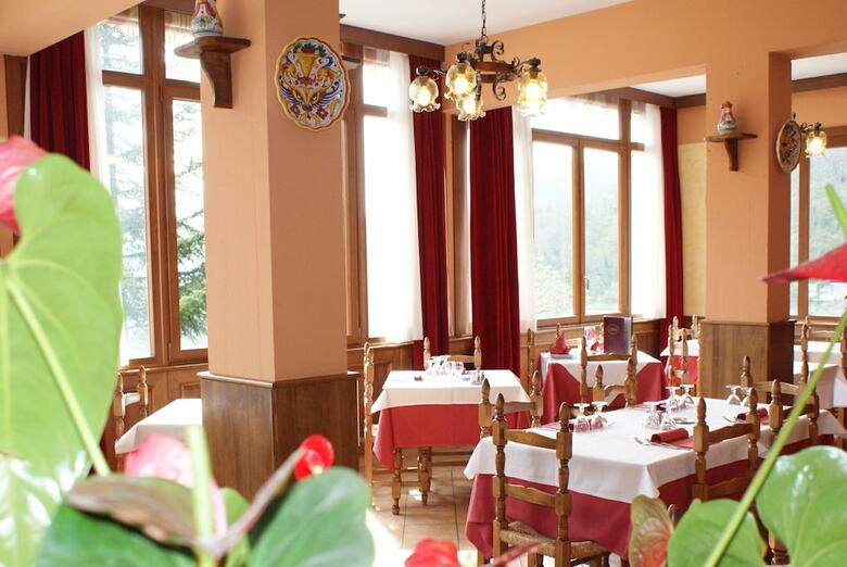Hotel Albergo Ristorante Il Cacciatore