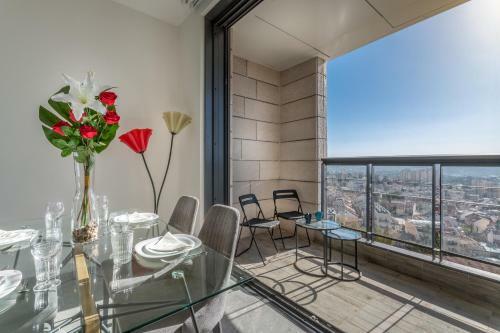 Apartamento J Tower - Fantastic View - Top Location - Private Parking