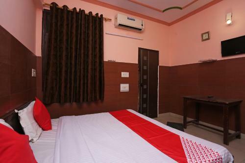 Oyo 35450 Bombay Central Hotel