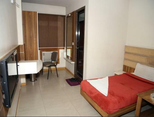 Midtown Hotel
