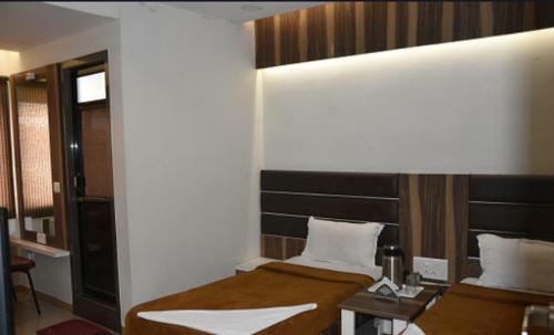 Midtown Hotel