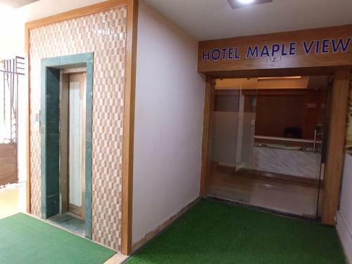Hotel Maple View