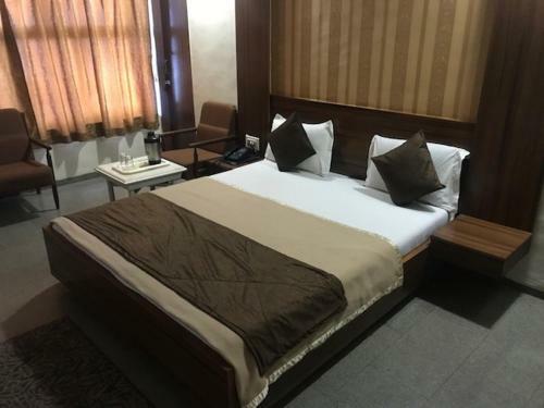 Hotel Mansarovar