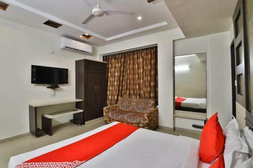 Oyo 2174 Hotel Radhey Inn