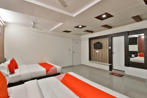 Oyo 2174 Hotel Radhey Inn
