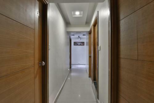 Oyo 1966 Hotel Campus