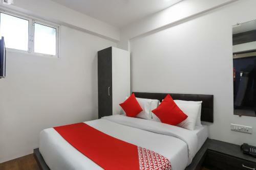 Oyo 40139 Hotel Peradiot