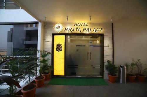 Hotel Priya Palace