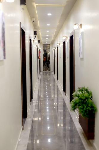 Hotel Priya Palace