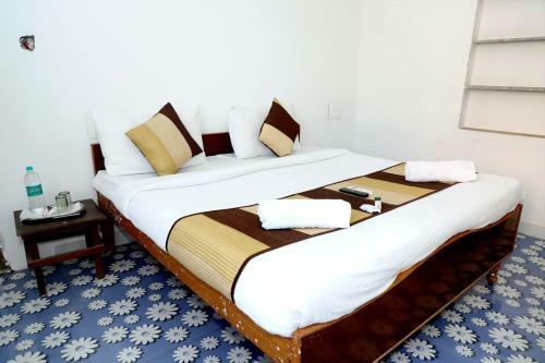 Hotel The Gulab Resort