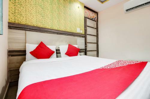 Hotel Oyo 45999 Tulsi Palace