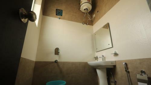 Kkainaat Hotel