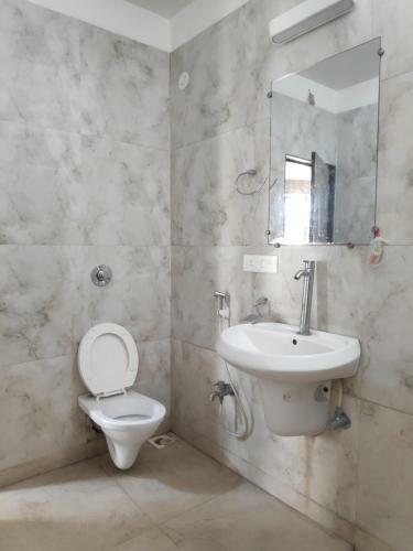 Hotel Relish Residency