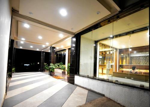 Hotel Surabhi Regency