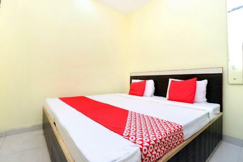 Hotel Oyo 27650 Gian Residency
