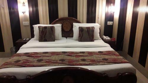 Hotel Golden Woods