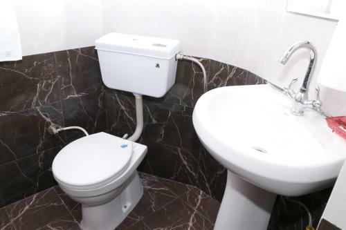 Hostal Vikas Home Stay