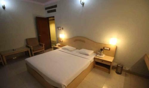 Phoenix Hotels & Resorts
