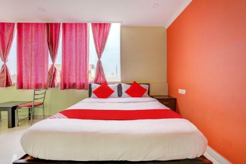 Hotel Oyo 76521 Manan Paradise