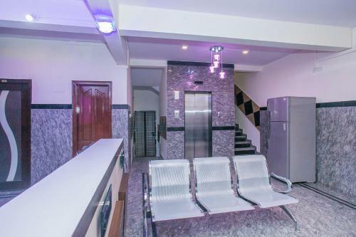 Hotel Oyo 26817 Gks Residency