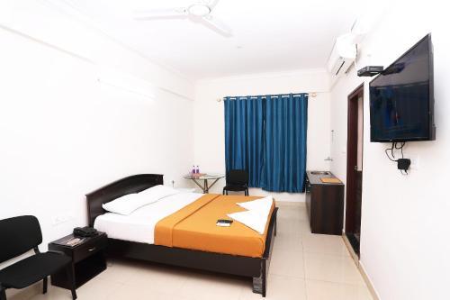 Longmen Hotel